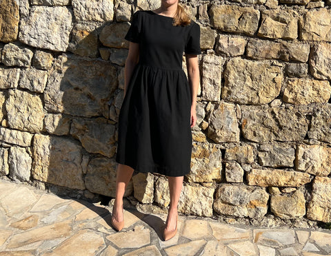 Weekend Black