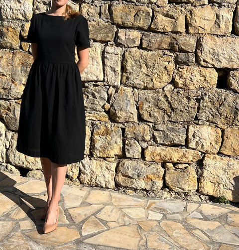 Weekend Black